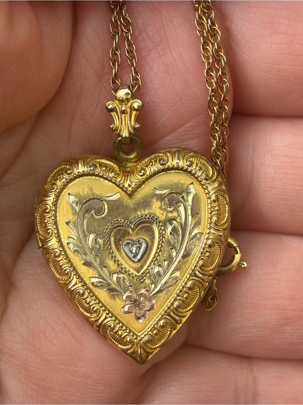 Antique Gold Filled Heart Locket Floral Victorian Romantic Jewelry